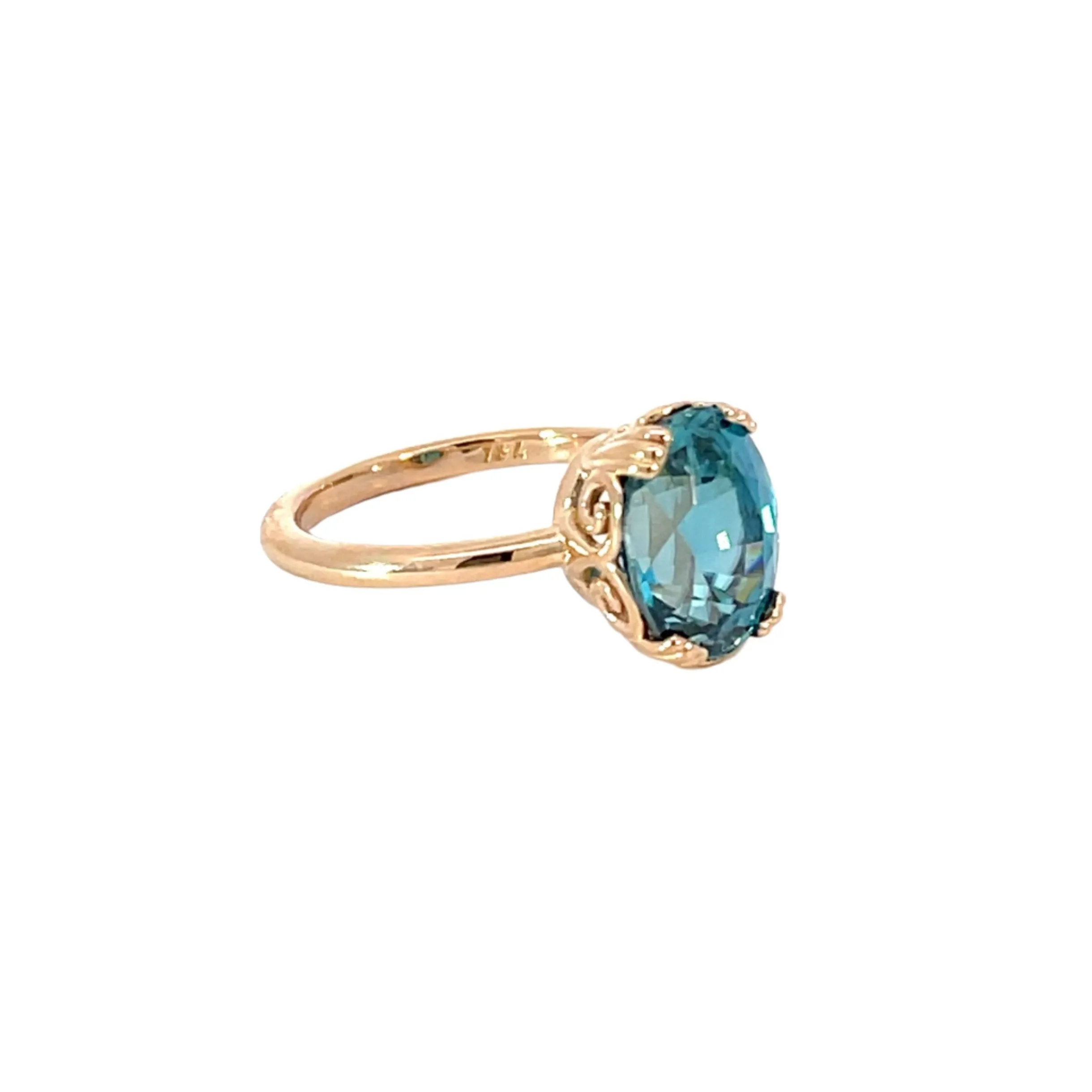 18k Rose Gold Blue Zircon Ring