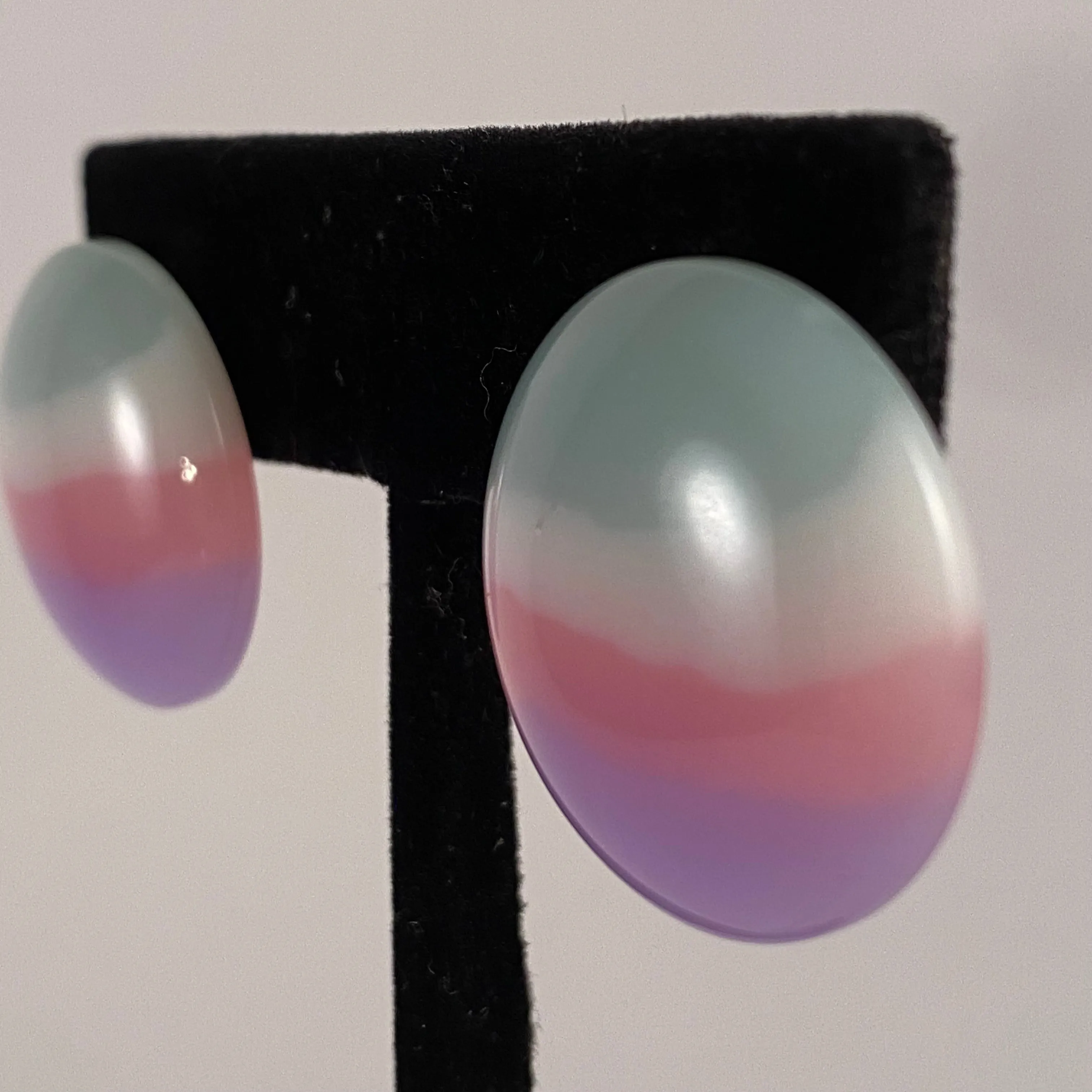 1988 Avon Pastel Parfait Earrings (Pierced)