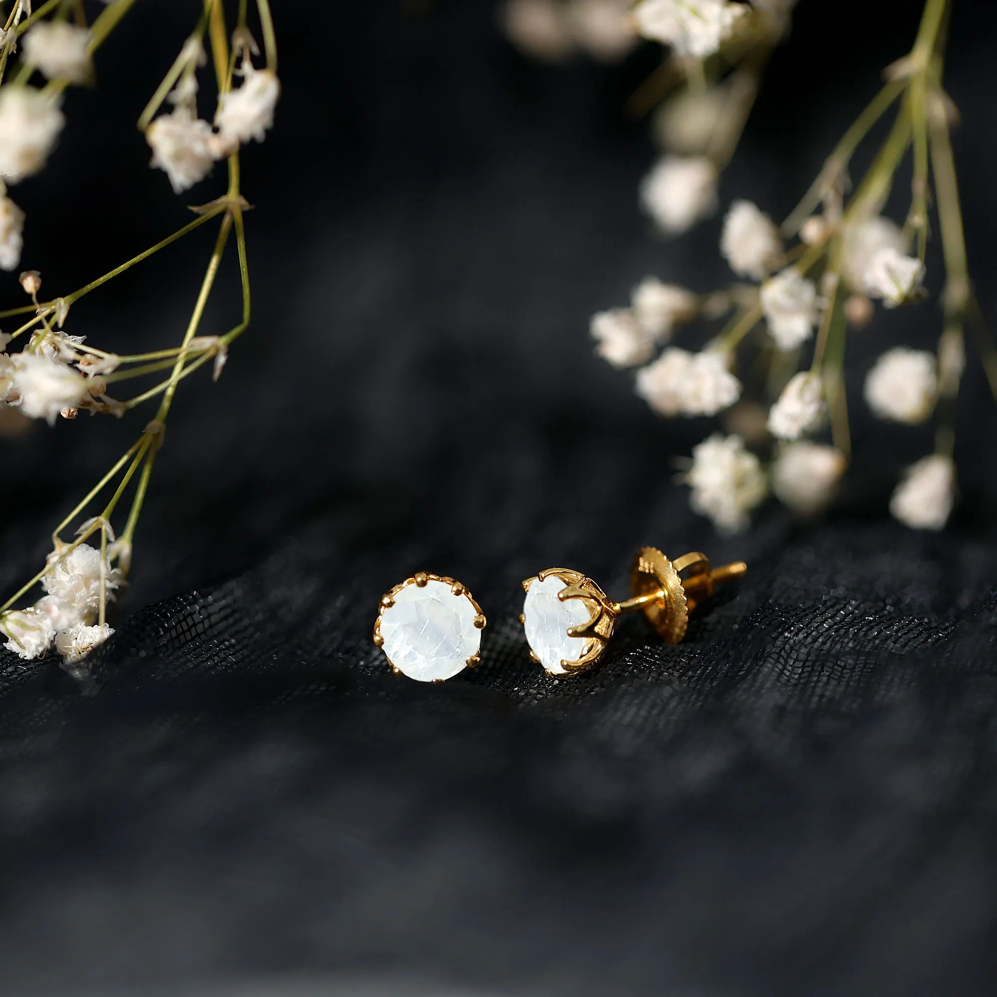 6 MM Decorative Moonstone Solitaire Stud Earrings