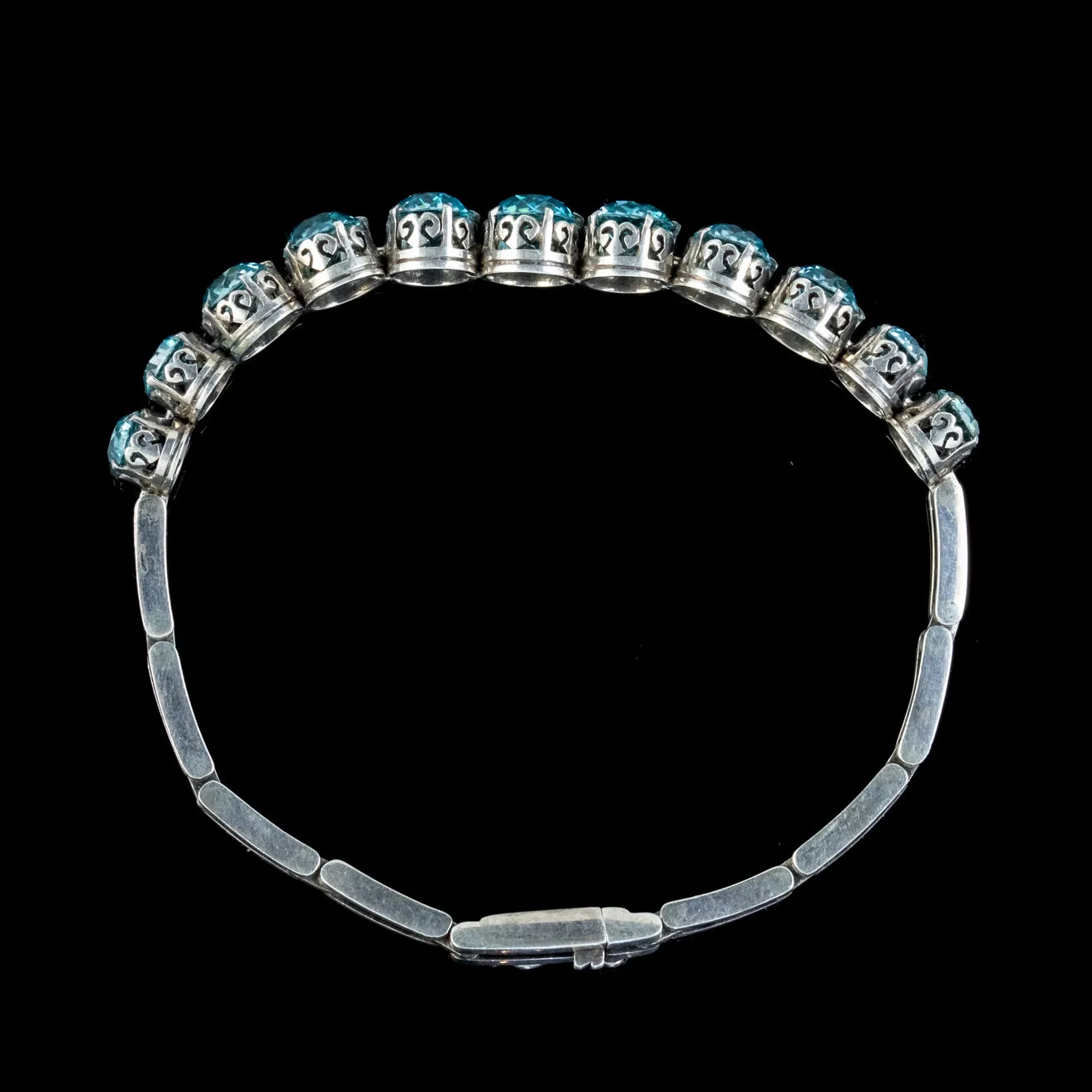 Antique Edwardian Blue Zircon Bracelet Silver 8Ct Of Zircon Circa 1910