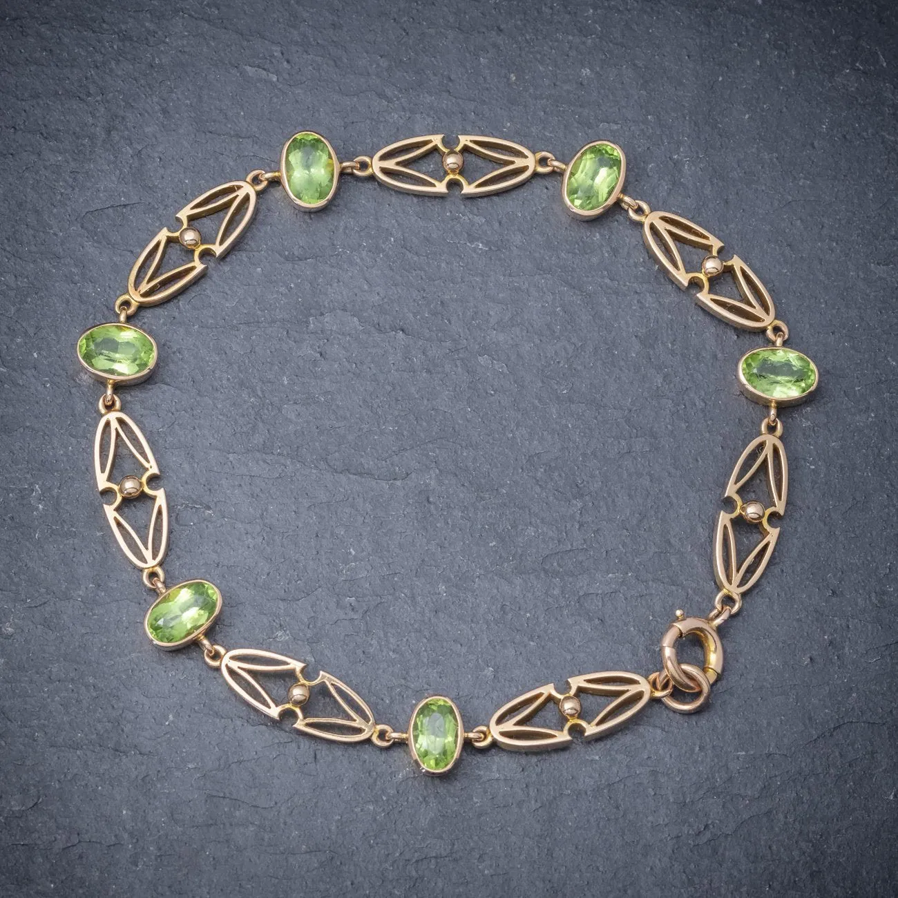 Antique Victorian 15Ct Gold Peridot Necklace And Bracelet Set Circa 1900