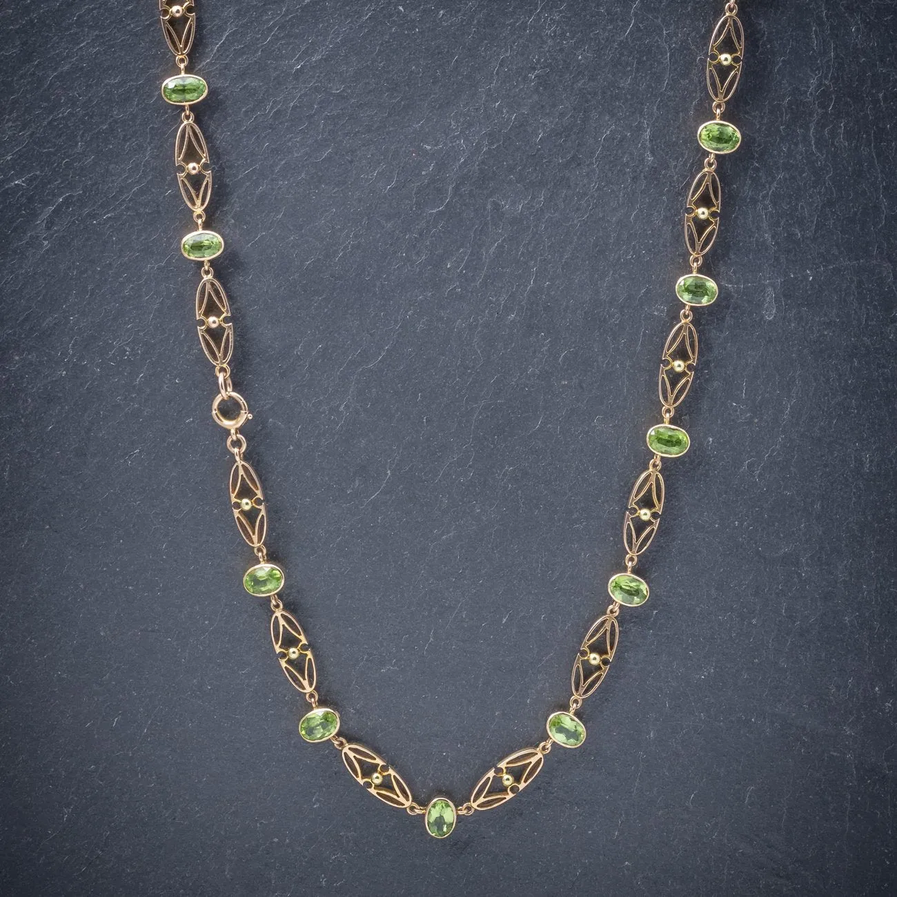 Antique Victorian 15Ct Gold Peridot Necklace And Bracelet Set Circa 1900