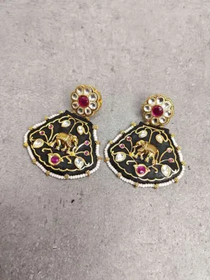 Classy Ad Stone Earring Set