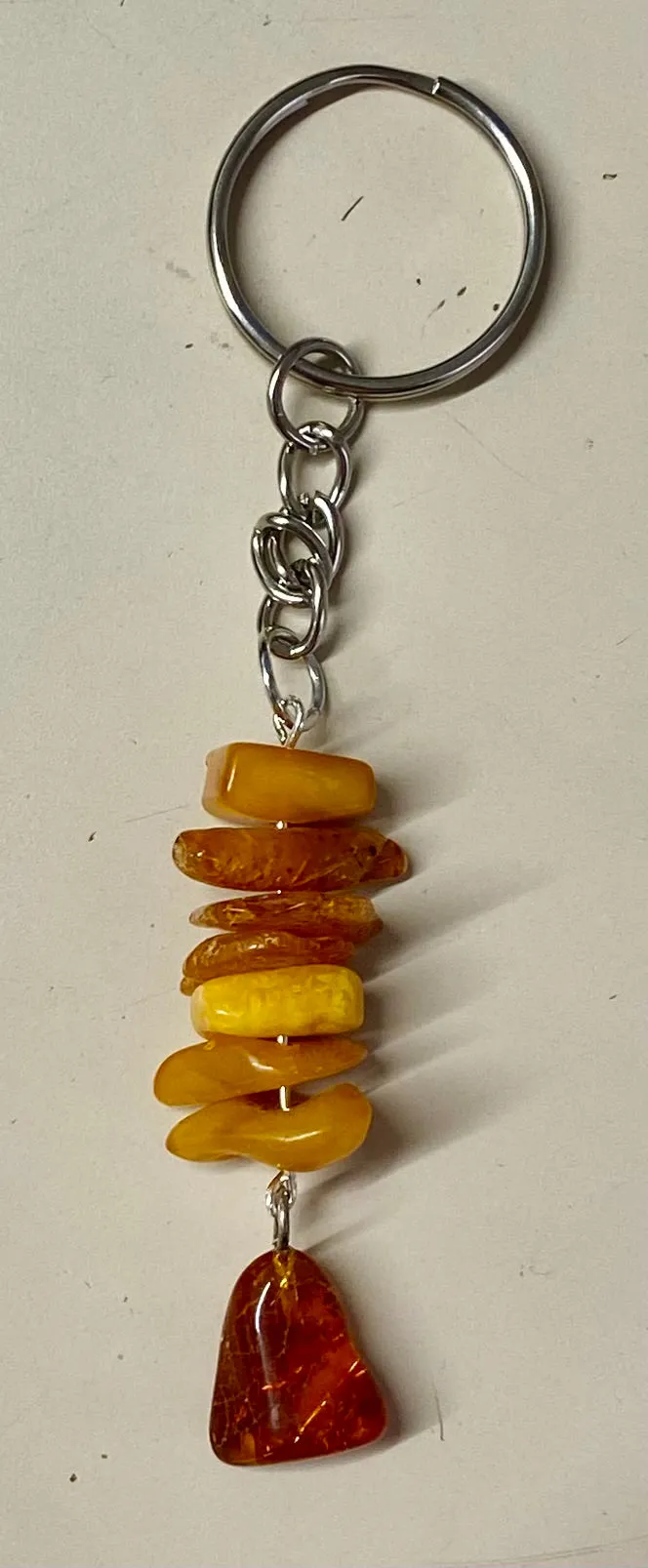 Key chain of natural amber stones (2212)