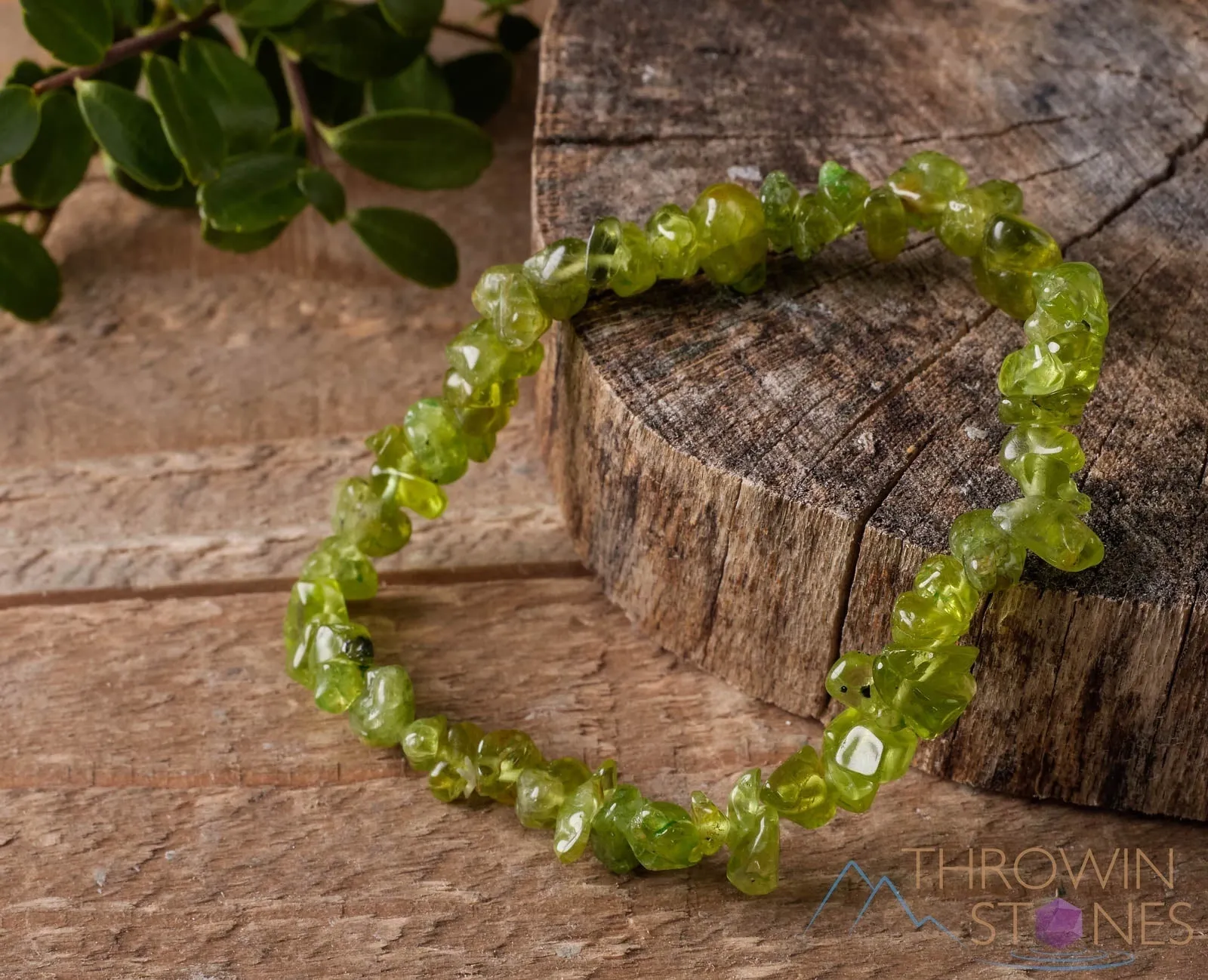 PERIDOT Crystal Bracelet - Chip Beads - Beaded Bracelet, Birthstone Bracelet, Handmade Jewelry, E0646