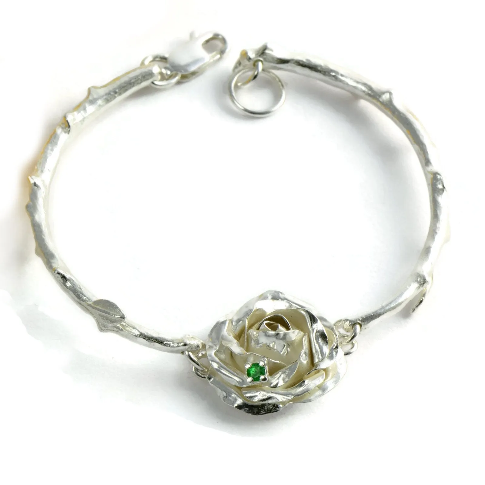 Rose bracelet with a bright Tsovorite, 1.5cm rose