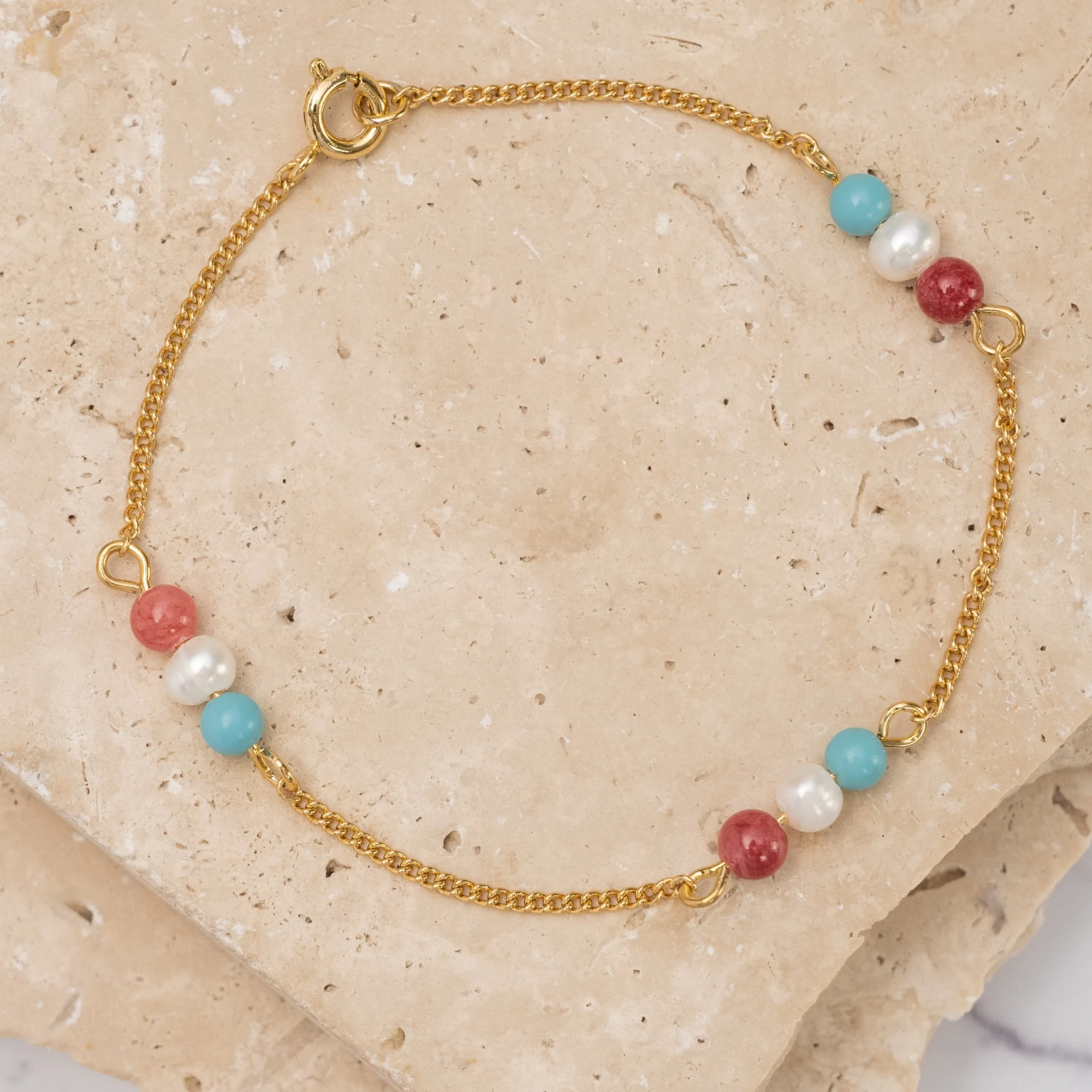 Tricolore' 14k gold plated three stone bracelet