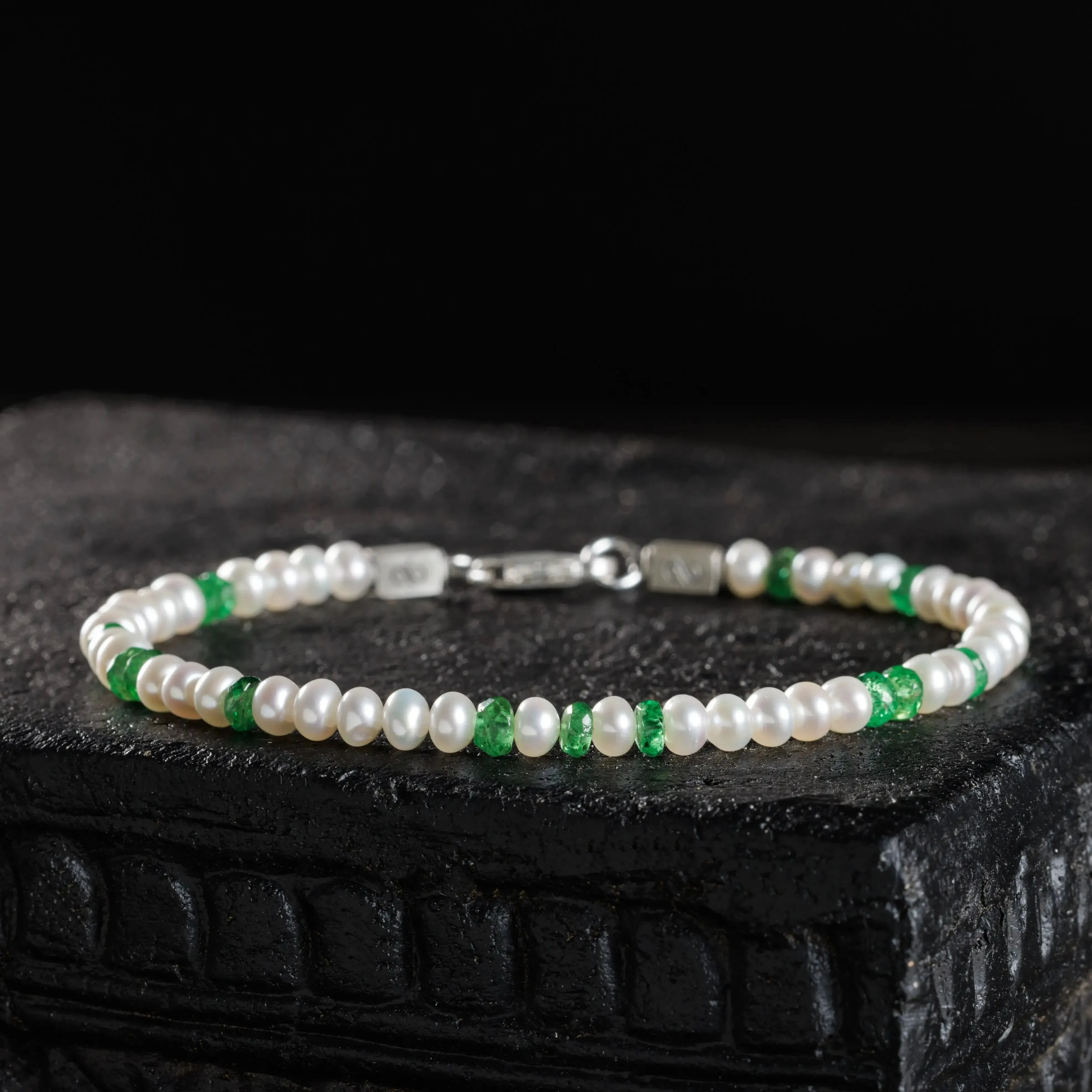 Tsavorite - Pearl Bracelet III (3-4mm)